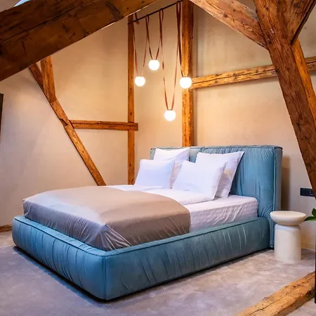 Rabbit Hole Bed & Breakfast Sibiu Exterior photo