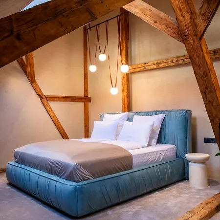 Rabbit Hole Bed & Breakfast Sibiu Exterior photo