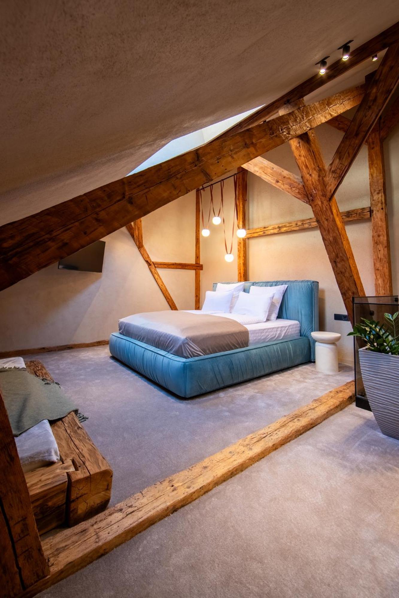Rabbit Hole B&B